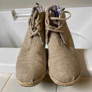 TOMS Desert wedge bootie